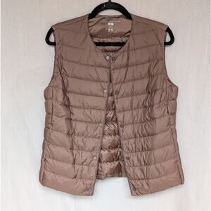 Uniqlo Brown Ultra Light Down Compact Vest, size M